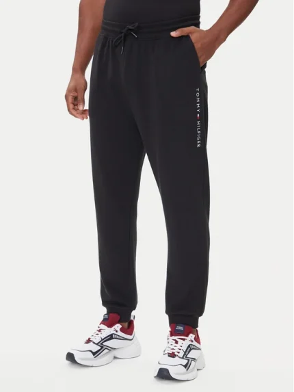 Παντελόνι φόρμας UM0UM03664 Μαύρο Regular Fit